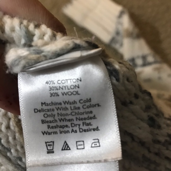 Eddie Bauer Sweater - Picture 3 of 4